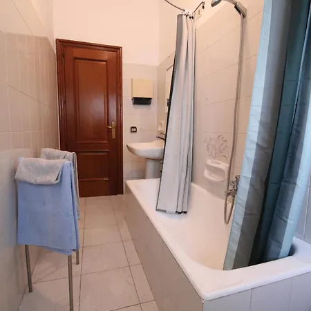C & S Cavour - Hub بيت ضيافة